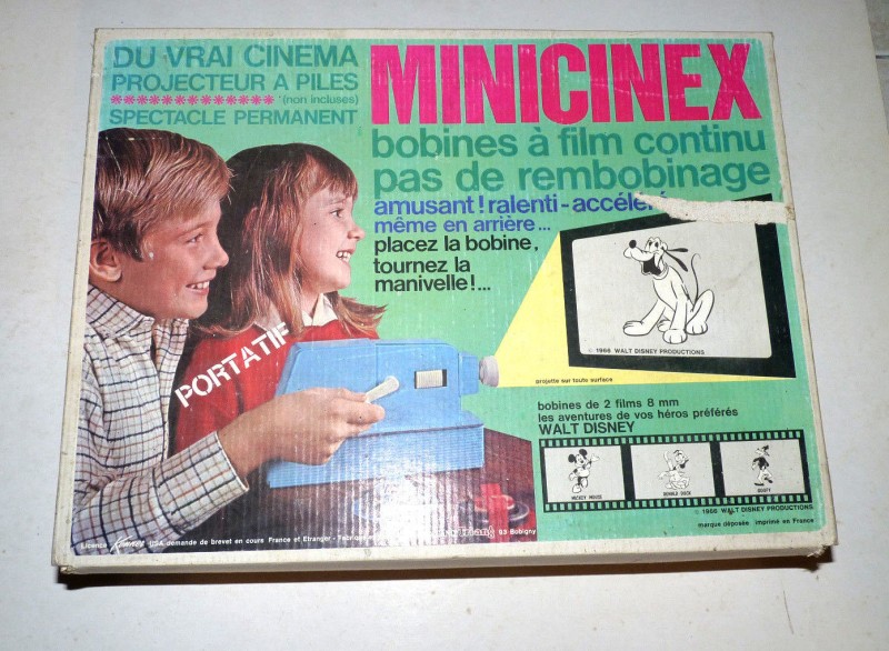 D-01-Minicinex 1966. 2 films Disney et Charlot.jpg