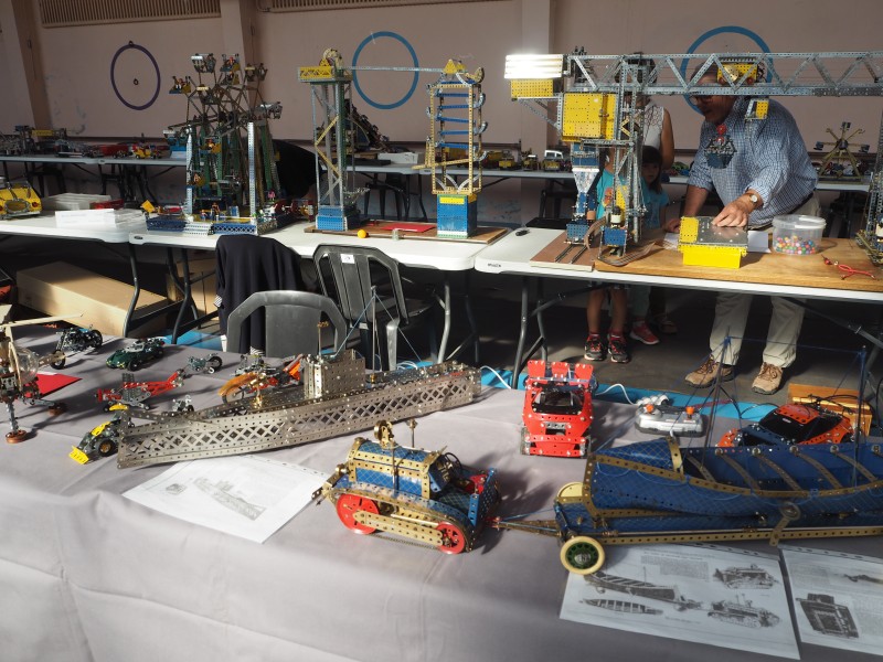 28 Table R BLANCHARD.jpg
